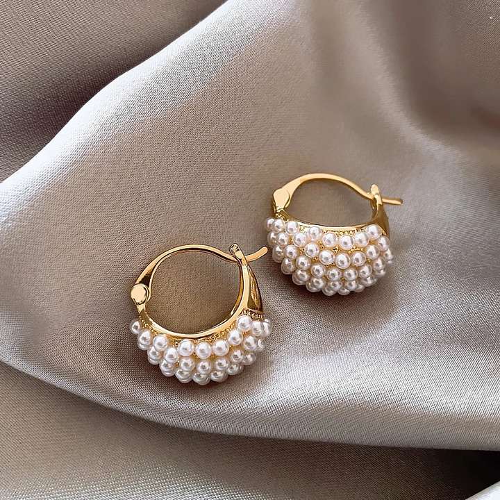 Sasha - Pearl earrings