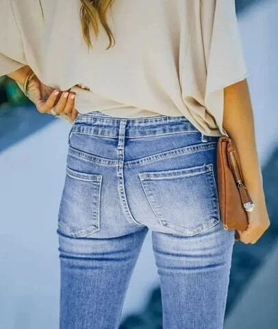 Hazel - Easy Fit Jeans