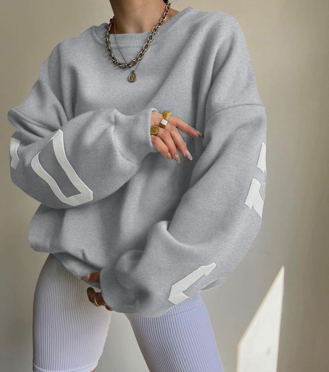 Dina - Oversized Sweatshirt