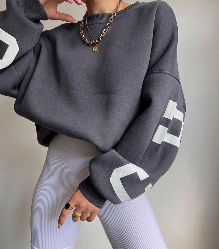 Dina - Oversized Sweatshirt