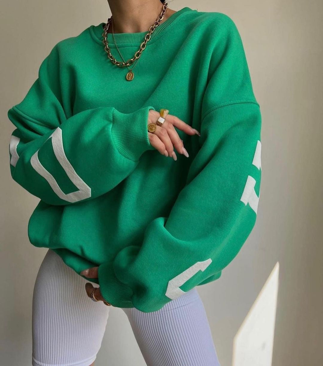 Dina - Oversized Sweatshirt