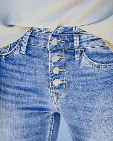 Hazel - Easy Fit Jeans