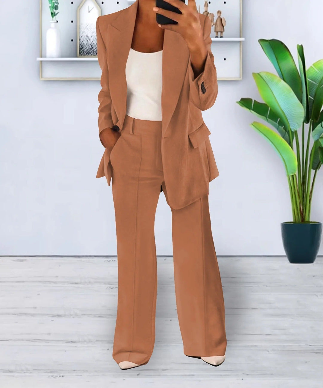 Isabella -  Comfortable suit